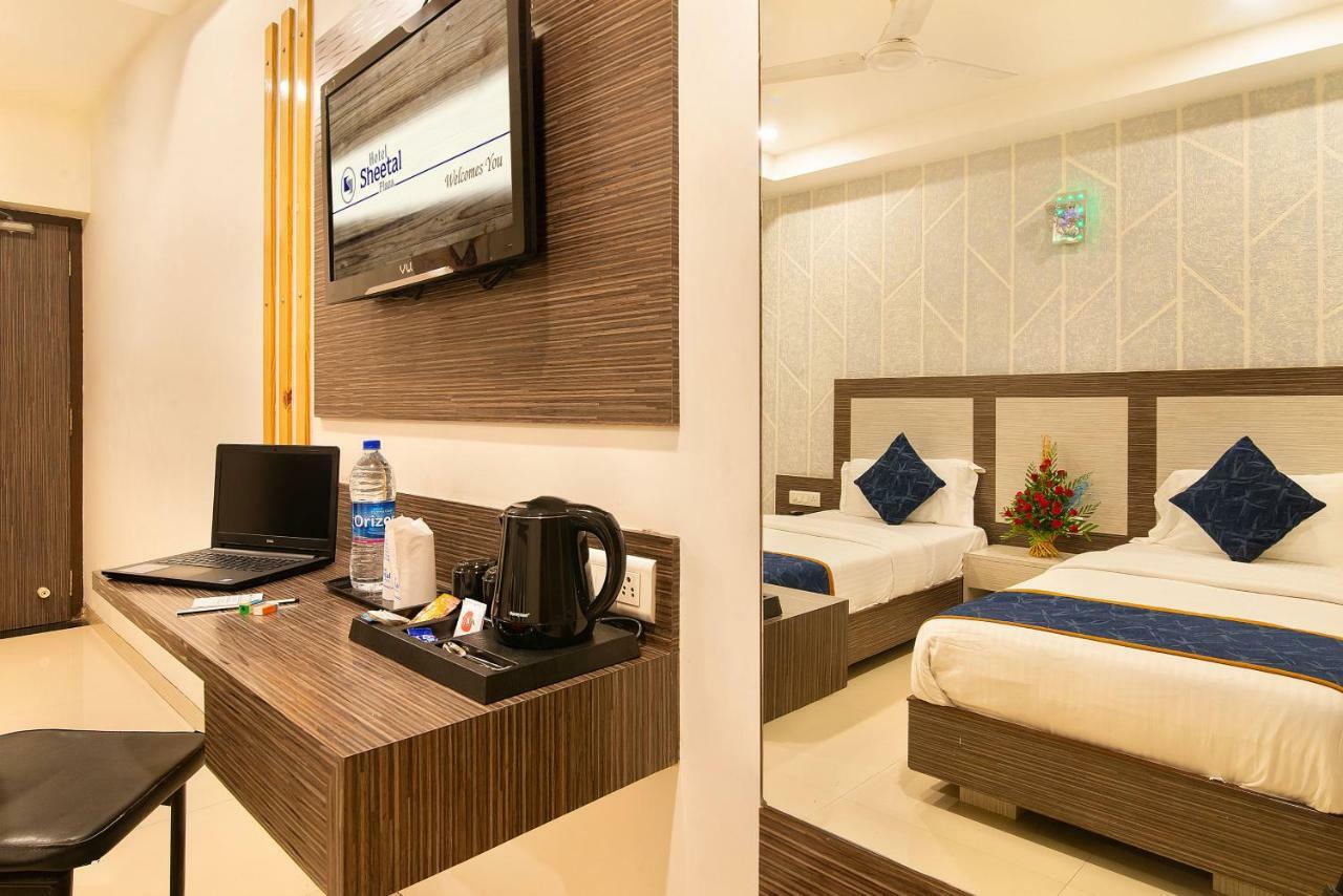 Hotel Sheetal Plaza سورات المظهر الخارجي الصورة