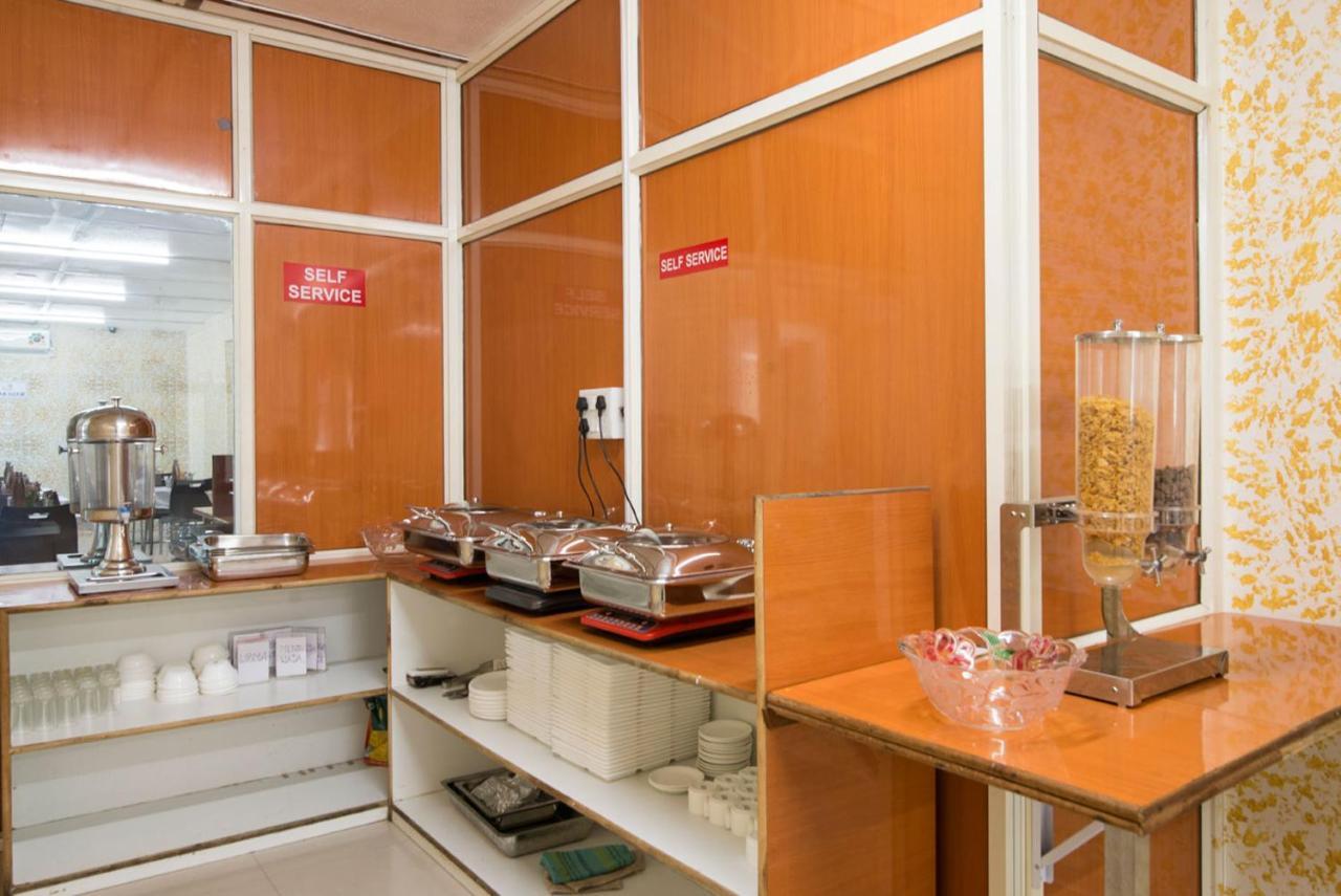 Hotel Sheetal Plaza سورات المظهر الخارجي الصورة